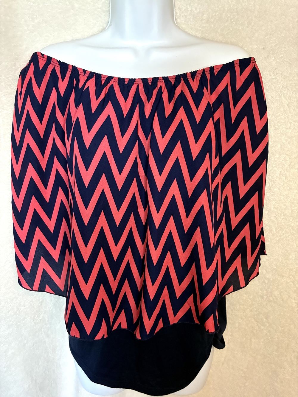 Carol Rose Chevron Print Off-Shoulder Blouse In Navy Blue & Dark Coral